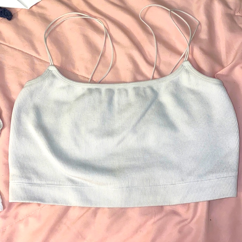 white hilly hicks top